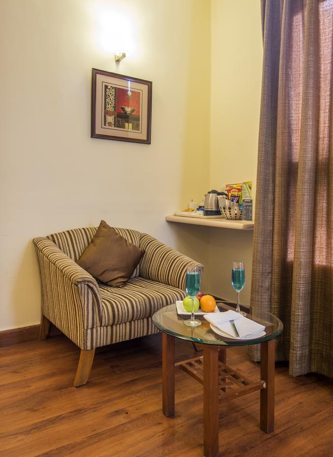 Hotel Park Central Koregaon Park Pune Ngoại thất bức ảnh