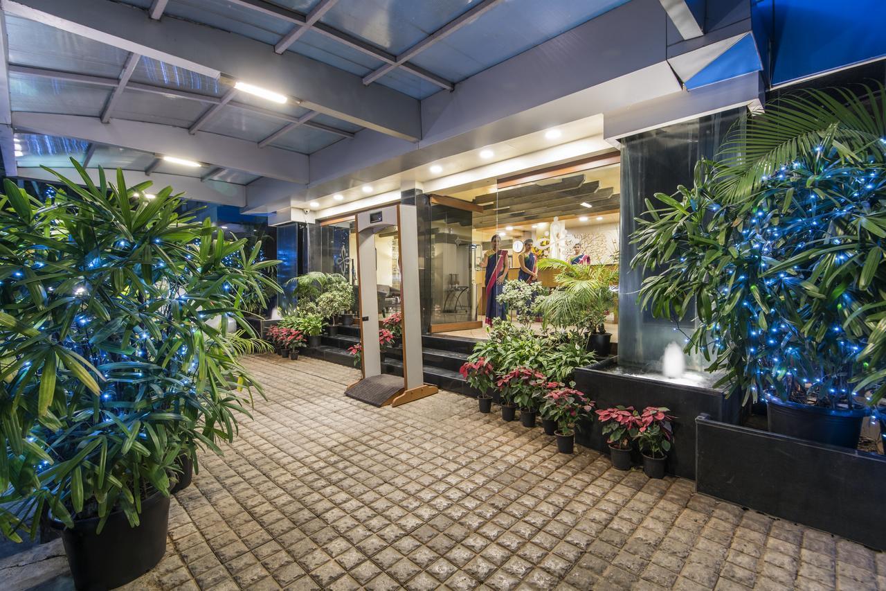 Hotel Park Central Koregaon Park Pune Ngoại thất bức ảnh