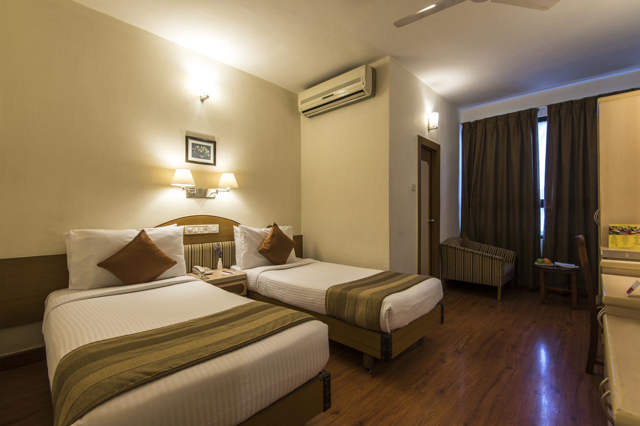 Hotel Park Central Koregaon Park Pune Ngoại thất bức ảnh