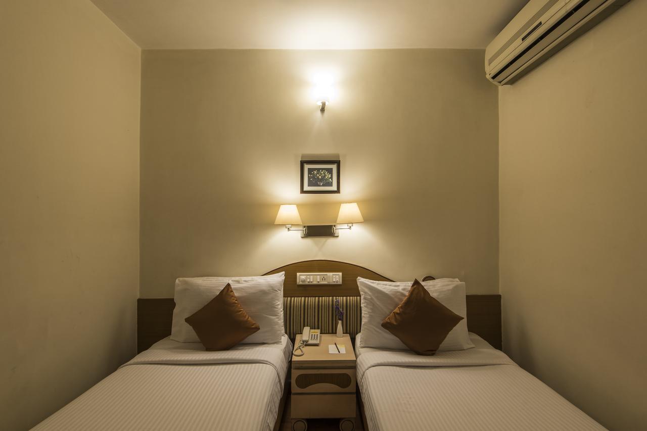 Hotel Park Central Koregaon Park Pune Ngoại thất bức ảnh